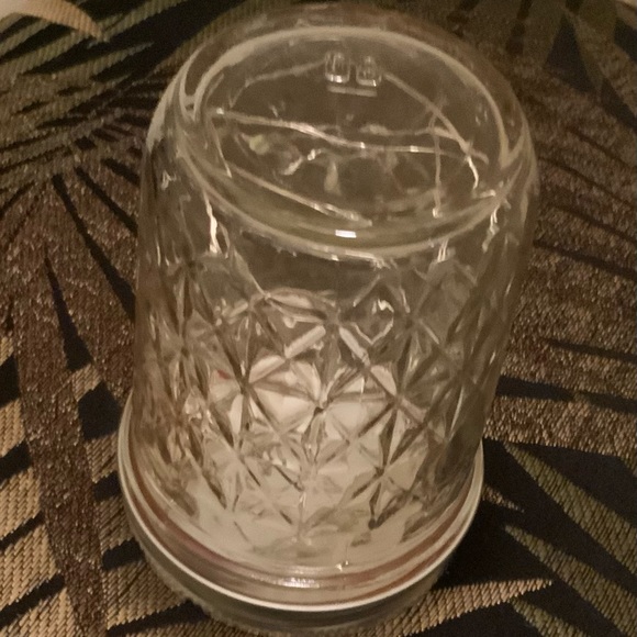WHITE 1/2 PINT MASON JAR w/ LED FAIRY-LIGHTS/HANDMADE - Picture 5 of 9